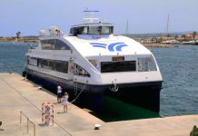 Govern y Consell acuerdan con Trasmapi para reforzar la primera conexión marítima entre Formentera y Eivissa