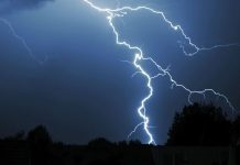 Cauen 2.500 llamps sobre les Pitiüses durant la tempesta, gran part d’ells a Formentera RAYO
