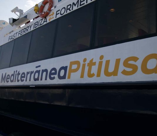 Una empresa implicada en el servicio del transporte marítimo en Formentera