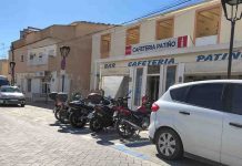 Roban en dos negocios de Sant Ferran