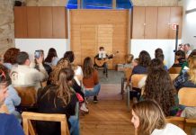 La danza y música se dieron cita en can Marroig