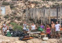 350 kilos de basura retirados por voluntarios en Torrent Fondo