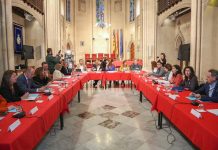 El Govern reúne a todas las administraciones para abordar la evolución del coronavirus