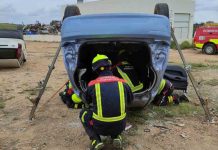 Los bomberos de Formentera se forman para intervenir en accidentes de tráfico
