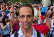 Suspensión laboral y multa para el médico negacionista de Formentera médico negacionista Covid