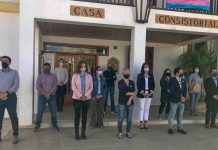Minuto de silencio en condena por el asesinato machista en Sa Pobla