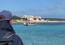 Tres pescadores submarinos huyen del Servicio de guardapesca en la reserva marina de Formentera