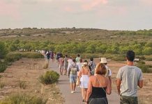 Incremento notable de las excursiones andando y en bicicleta al faro de es Cap