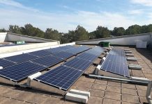 El Área de Salud Pitiusa ahorra 125.000 euros en dos años tras la instalación de sistemas de energía renovable Placas fotovoltaicas Hospital de Formentera