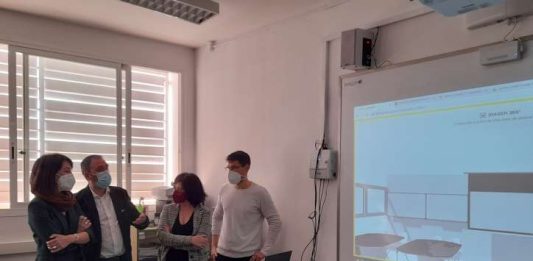 El IES Marc Ferrer de Formentera contará este curso con un aula de emprendimiento Presentación aula de emprendimiento en el IES Marc Ferrer