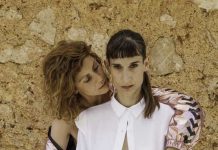 MoskitasMuertas presenta «La decisió» en Formentera MoskitasMuertas en "La Decisió"