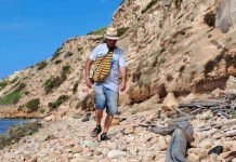 La mugre inunda ses Pesqueres Altes Plásticos y micrplásticos inundan la playa