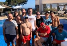 Cierre del verano por todo lo alto para los usuarios de la Unidad de Discapacidad del Centro de Día Los usuarios realizaron actividades en la piscina del Hotel Tahiti