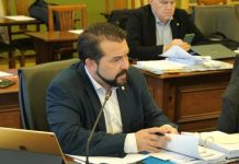 El diputado por Formentera se despide del Parlament apoyando al Govern en la protección del territorio y la igualdad en el ámbito deportivo Antonio J Sanz en el Parlament balear