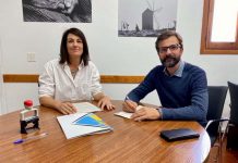 Conveni de col·laboració entre el Consell i la Casa del Poble de la Mola per 2023 Firma convenio Casa del Poble de la Mola para 2023