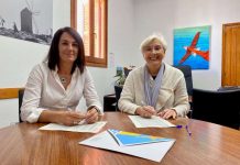 El Consell colabora con Espai Dones para la promoción de la igualdad y la prevención de la violencia de género en la isla Firma convenio Espai Dones 2023