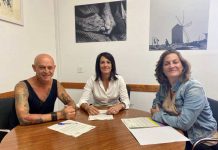 Signatura d’un conveni amb Trampolí Mecànic en matèria de cultura per a l’any 2023 Signatura conveni amb Trampolí Mecànic