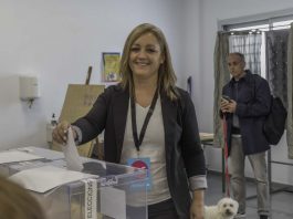 Alejandra Ferrer comunica a la asamblea de Gent per Formentera que no se presentará en las primarias