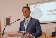 Los ocho consellers de Sa Unió anuncian que tomarán todas las acciones pertinentes para zanjar el conflicto provocado por la actitud unilateral de Llorenç Córdoba