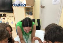 Los centros escolares de Formentera han participado del programa «Ciencia para todos» de la Asociación Española Contra el Cáncer Voluntarios por la Ciencia en un colegio de Formentera
