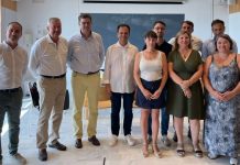 Llorenç Córdoba pide que la nueva Ley Turística respete la independencia de cada Consell Insular Reunión equipo de gobierno con conseller balear de Turismo, Jaume Bauzà en Formentera
