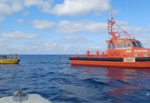 Rescatados 37 migrantes en dos operaciones en aguas de Formentera Salvamento Marítimo en la zona del hundimiento del yate