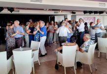 El club de mayores de Sant Ferran celebra su día Los mayores de Sant Ferran celebraron su día a puro baile