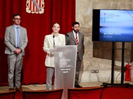 Marga Prohens anuncia la rebaja de 0,5 puntos del IRPF a las rentas medias y bajas con la aprobación de los presupuestos para el 2024 Marga Prohens