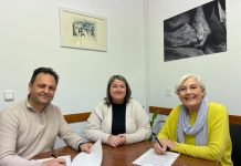 Consell y Espai Dones de Formentera firman un convenio de colaboración para promocionar la igualdad y prevenir la violencia de género Firma del convenio entre Consell y Espai Dones