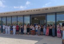 Minuto de silencio por las tres víctimas de violencia de género en Cataluña y Madrid Minuto de silencio por las víctimas de violencia de género