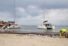 La DANA deja en Formentera al menos 40 embarcaciones varadas en diferentes puntos de la isla y múltiples destrozos