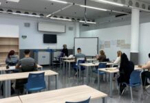 Puesta en marcha de un curso de inglés orientado al comercio SOIB / Consell