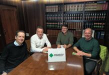 El senador Ferrer es reuneix amb l’área Comerç de la Pimeef per abordar els reptes del sector