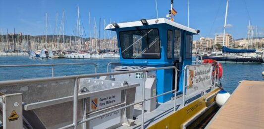 El servicio de limpieza del litoral balear retira más de 6,3 toneladas de residuos durante el mes de agosto Limpieza del litoral