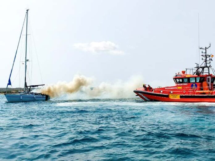 Conato de incendio en un velero en la zona de Illetes