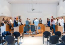 El Consell de Formentera reclama que se reconozca la doble insularidad e insta a formar parte de los órganos de gobierno de la futura Autoridad Aeroportuaria pleno Consell octubre 2025
