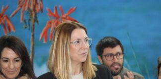 La senadora Massanet pide al Govern balear un reparto justo y solidario de los menores recién llegados