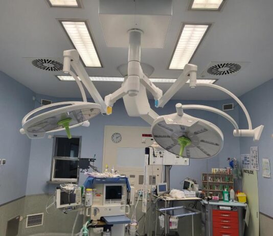 El Hospital de Formentera mantiene la actividad urgente y suspende temporalmente la actividad quirúrgica programada tras las intensas lluvias