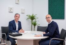 El presidente Óscar Portas recibe a la Asociación Unificada de la Guardia Civil para abordar la situación de los efectivos de seguridad en Formentera