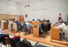 La oposición vota en contra la propuesta de acuerdo para la aplicación de la disposición adicional séptima sobre procedimiento de legalización extraordinaria de edificaciones en suelo rústico pleno abril 2026