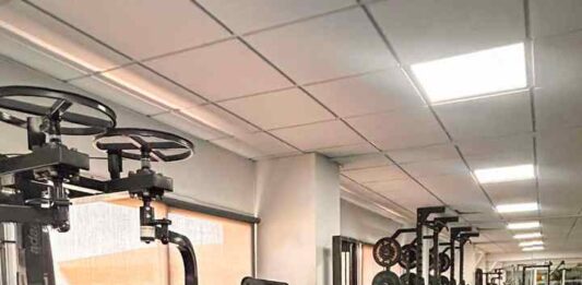 Renovación integral del equipamiento del gimnasio del Poliesportiu Antoni Blanc Polideportivo Antoni Blanc