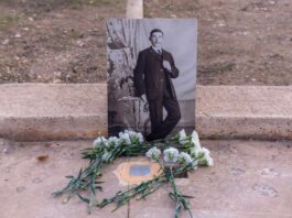 Formentera recuerda a Jaume de na Morna con una placa conmemorativa en el mirador de sa Senieta