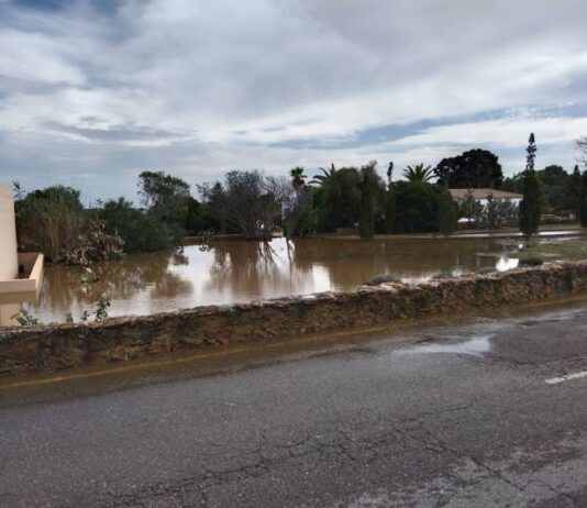 Emergencias continúa coordinando las actuaciones en las zonas más afectadas por la DANA Adam en las Pitiusas y Mallorca y monitorizando una situación que mejora, a pesar de la inestabilidad