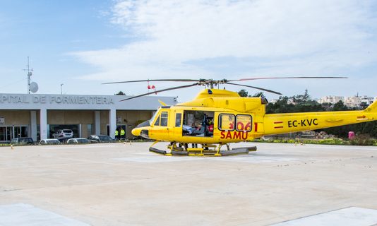 Traslladats a Eivissa en helicòpter dos ferits en accidents de moto a Formentera