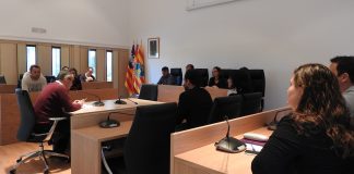 El pleno oficializa la renuncia de Gabriela Mayans