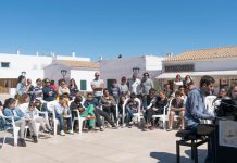 Una mañana amenizada por pianistas