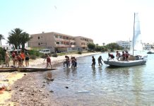 Premiados por reciclar y colaborar con el plan «Aules netes»