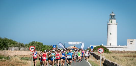 Raúl Cámara i Ana Casares, guanyadors de la Mitja Marató de Formentera