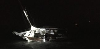 La Guàrdia Civil rescata a dos tripulants d’un veler encallat a la costa de Formentera
