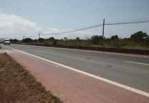 Traslladada una dona a l’Hospital de Son Espases per un accident de moto a Formentera